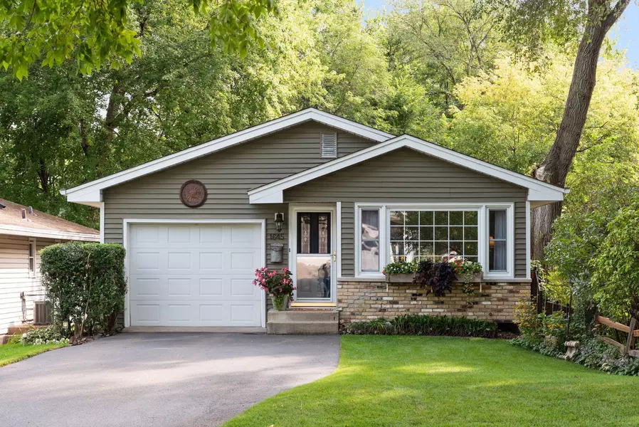 1645 Jersey AVE S, Saint Louis Park, MN 55426