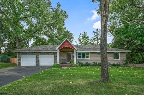 11321 Rich CIR, Bloomington, MN 55437