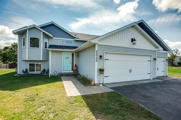 25720 11th ST W, Zimmerman, MN 55398