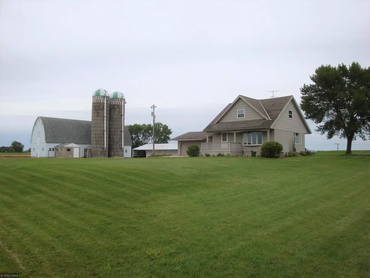 Winsted, MN 55395,4254 220th ST