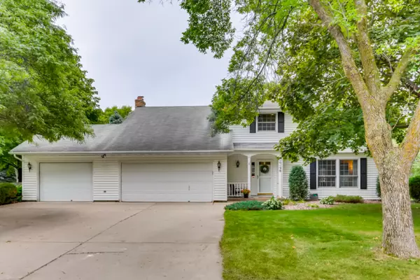 10198 Yorktown LN N, Maple Grove, MN 55369