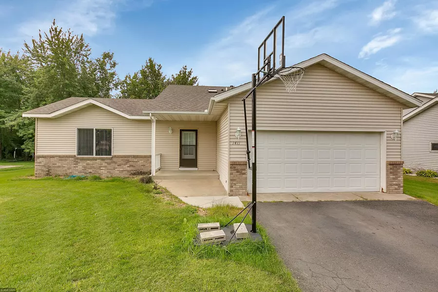 1411 Summit AVE N, Sauk Rapids, MN 56379