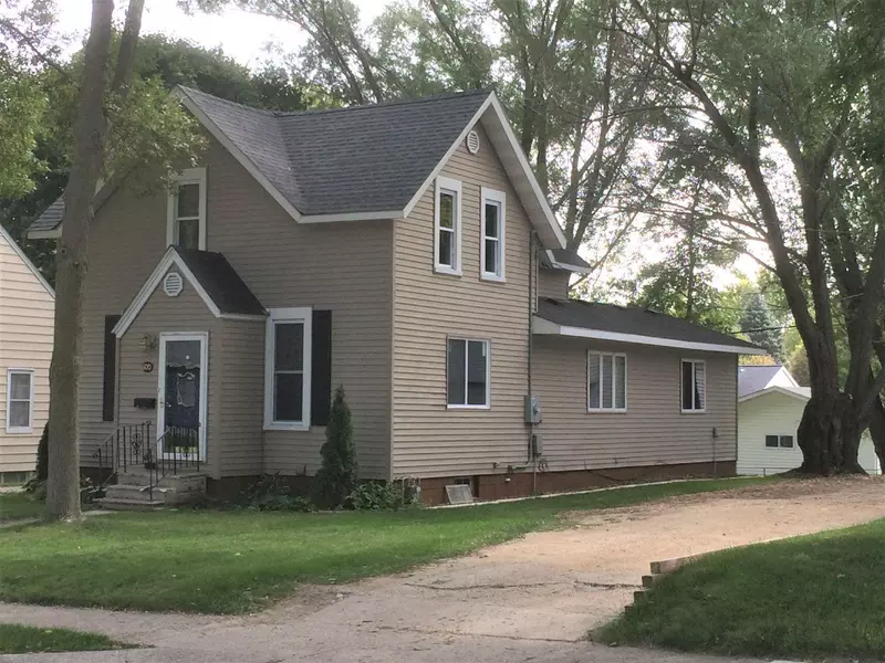 600 E Hawthorne ST, Albert Lea, MN 56007