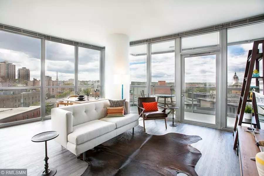 1368 Lasalle AVE, Minneapolis, MN 55403