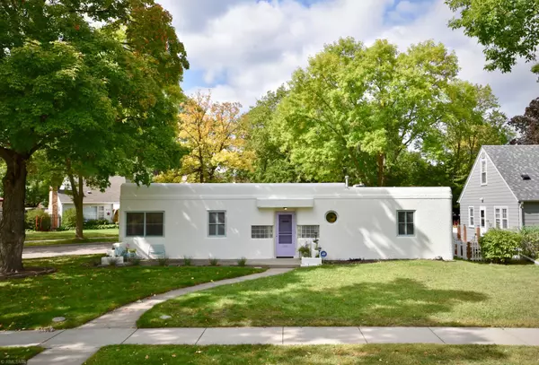 4015 Zenith AVE N, Robbinsdale, MN 55422