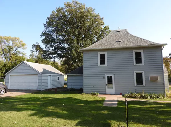 408 Hoff AVE, Vining, MN 56588