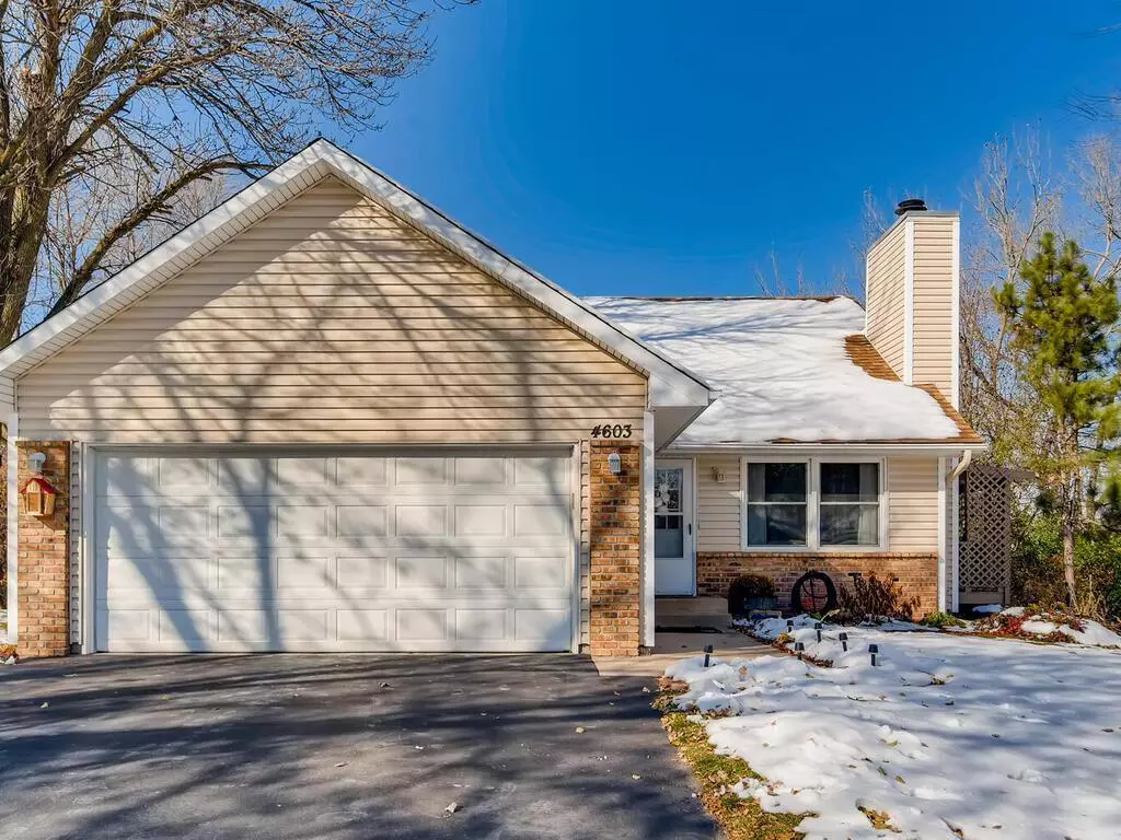 Eagan, MN 55122,4603 Beacon Hill CT