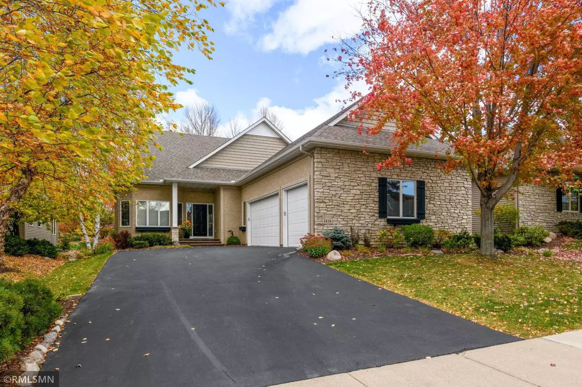 Chaska, MN 55318,1414 Fairway CT