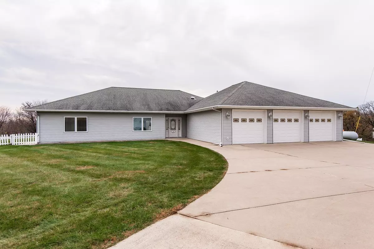 Chatfield, MN 55923,9030 150th AVE SE