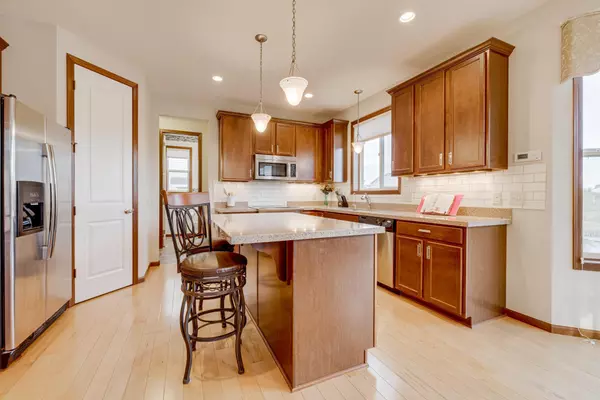 Shakopee, MN 55379,1925 River Bluff CT