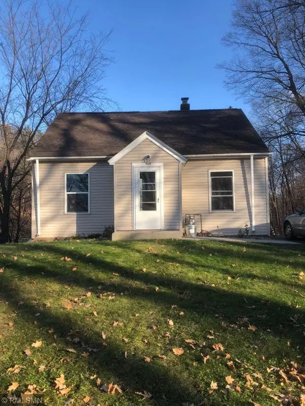 414 S Jefferson ST, Saint Croix Falls, WI 54024