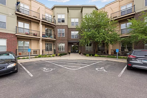 3640 Wooddale AVE S #303, Saint Louis Park, MN 55416