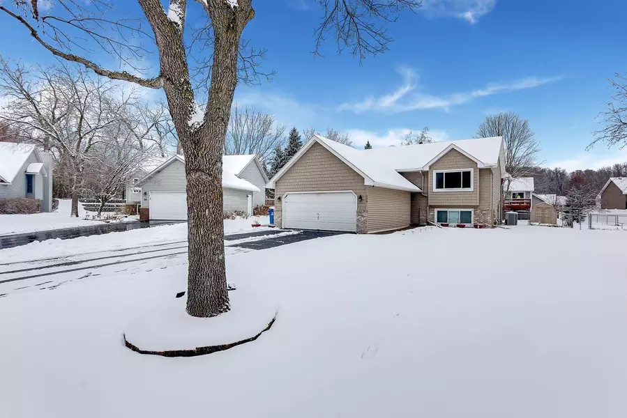 233 126th AVE NW, Coon Rapids, MN 55448