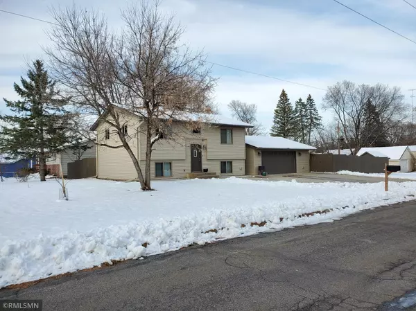 Sauk Rapids, MN 56379,85 7th ST S