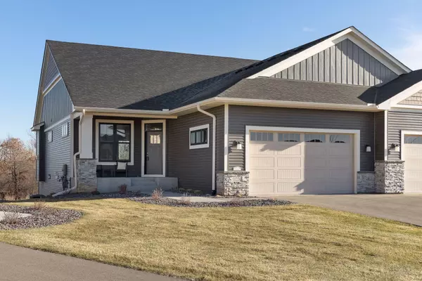 11224 6th Street CIR N, Lake Elmo, MN 55042