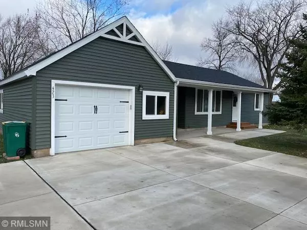 Litchfield, MN 55355,423 E Saint Paul ST