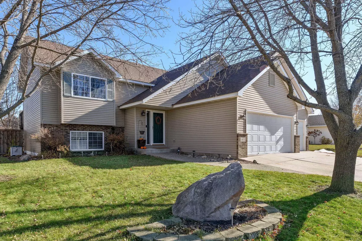 Waconia, MN 55387,1453 Mockingbird DR