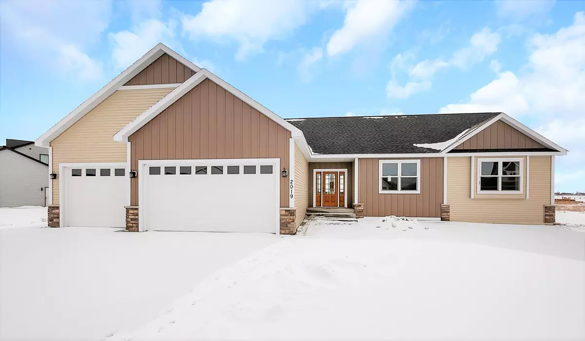 Sartell, MN 56377,2019 Sandstone LOOP N