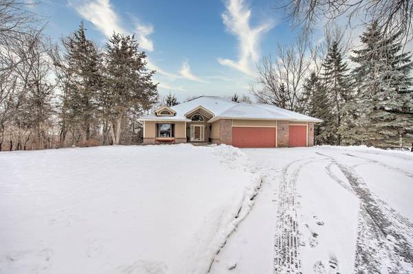 1114 Hazelcrest DR,  Hudson,  WI 54016