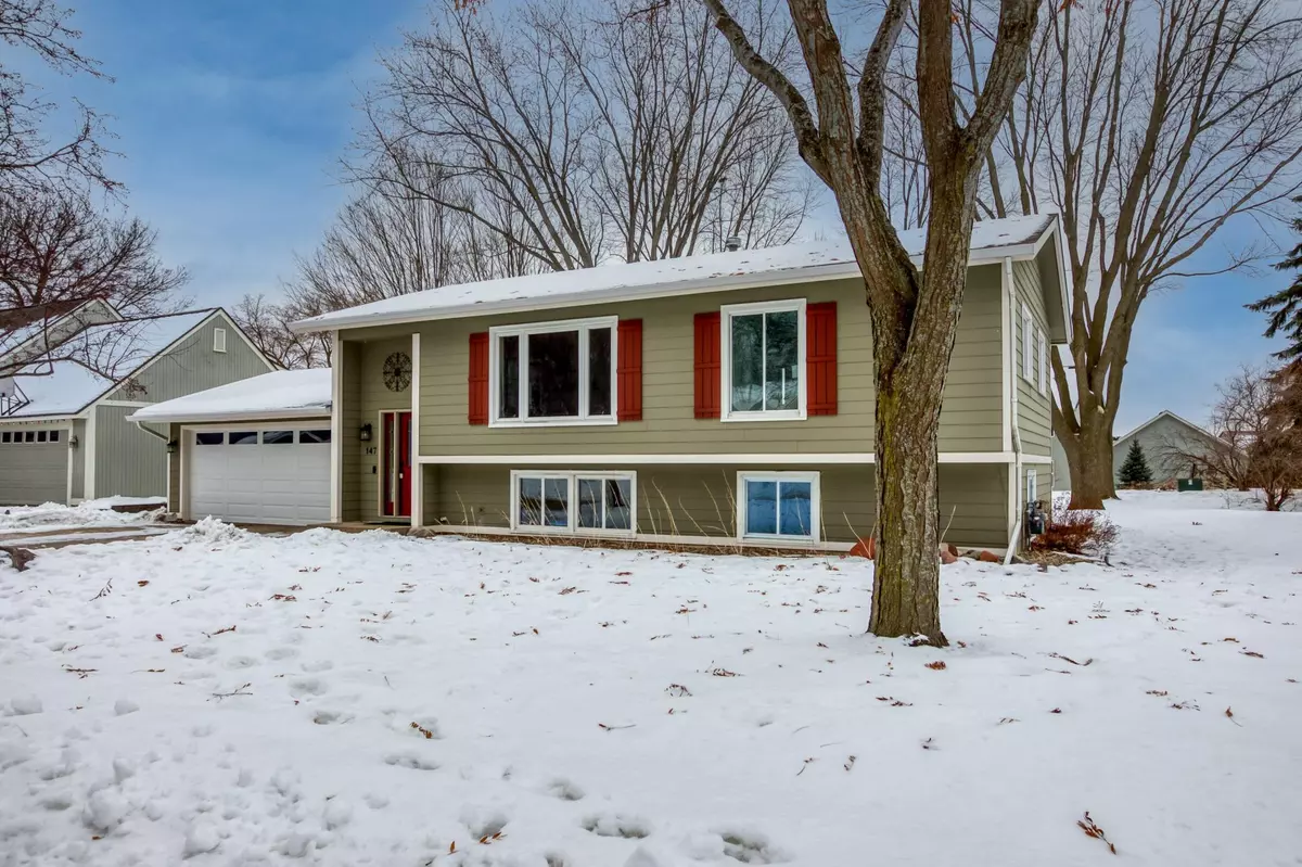 Chaska, MN 55318,112147 Haering CIR