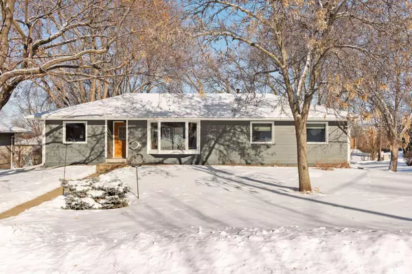 Burnsville, MN 55337,1420 Circle DR