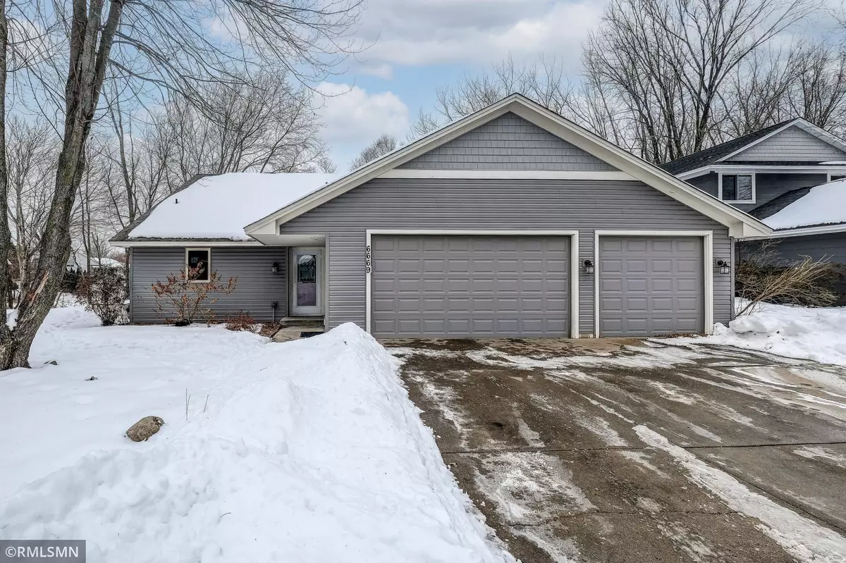 Lino Lakes, MN 55014,6669 Blue Heron DR