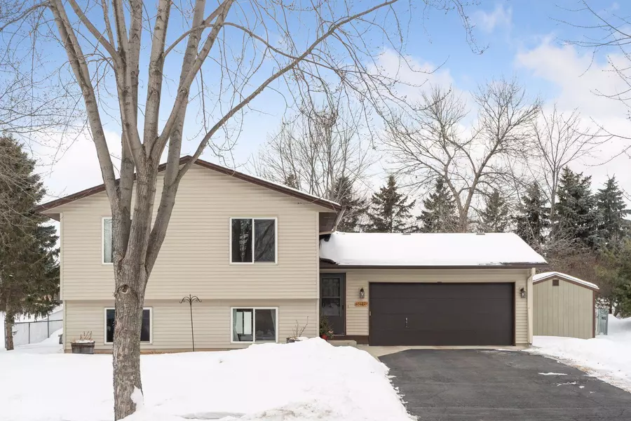 15127 Dunbar BLVD, Apple Valley, MN 55124