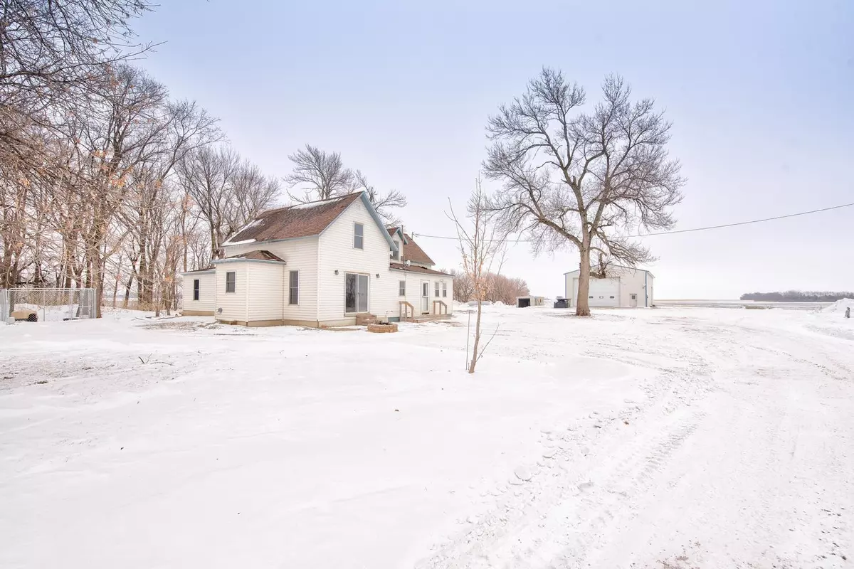 Jackson, MN 56143,71062 530th AVE