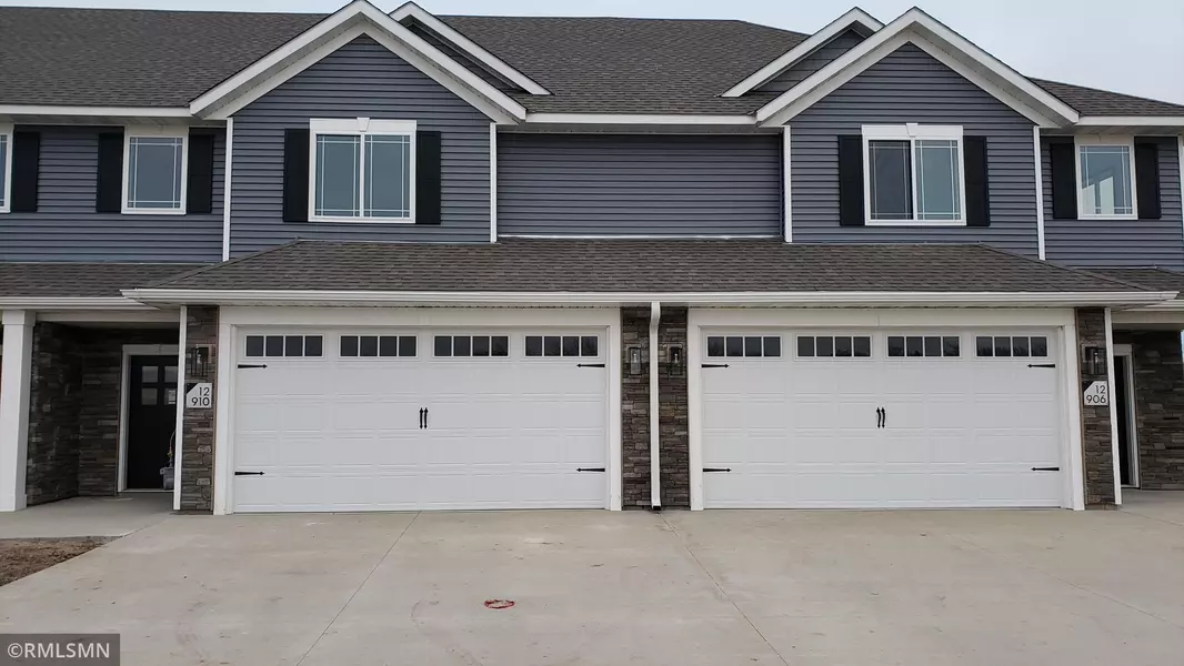 22075 Brenly Way, Rogers, MN 55374