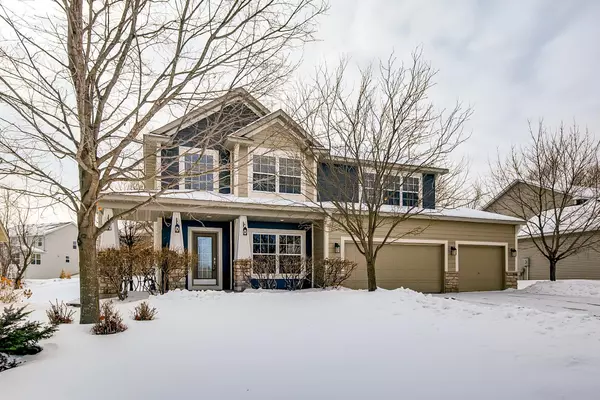 10691 Golden Eagle TRL, Woodbury, MN 55129