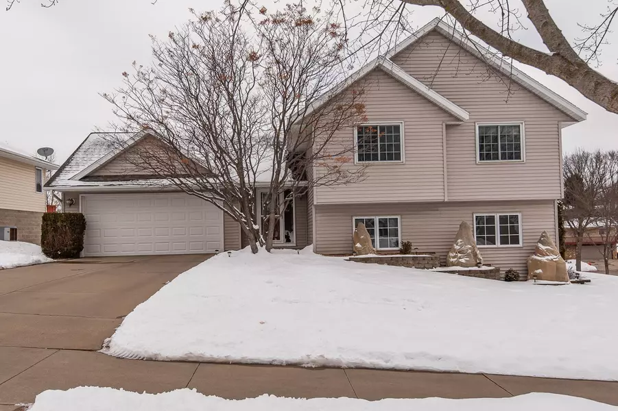 479 44th CT NW, Rochester, MN 55901