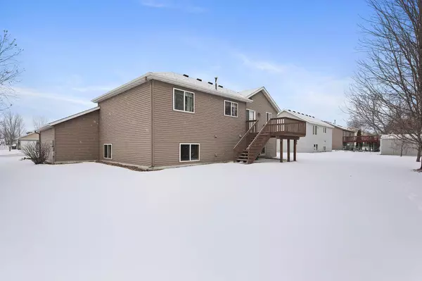 Sartell, MN 56377,308 19th AVE N