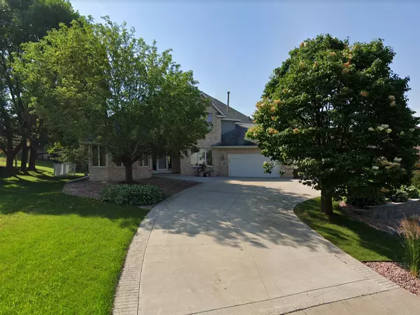 15789 Tarleton Crest N, Maple Grove, MN 55311