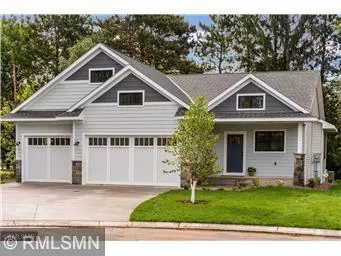 Shoreview, MN 55126,232 Floral CT