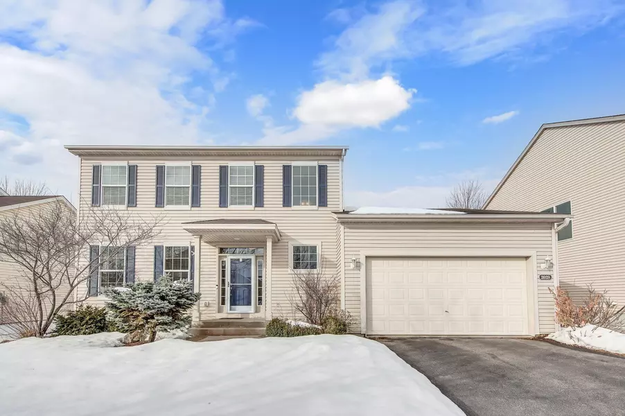 2028 Schoolmaster DR, Chaska, MN 55318