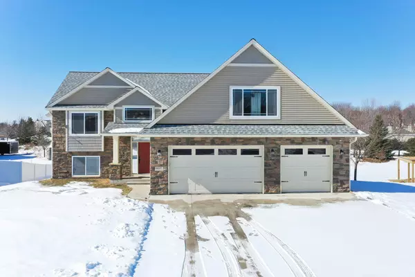 Inver Grove Heights, MN 55076,8685 Cole CT