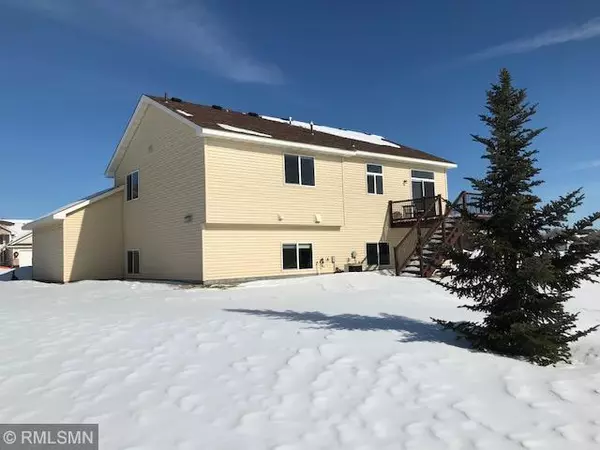 Isanti, MN 55040,701 Fir ST SW