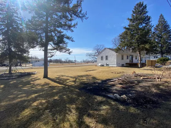 Graceville, MN 56240,518 Saint Joseph AVE