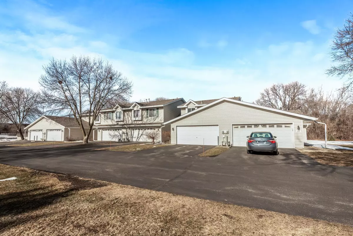 Blaine, MN 55434,249 96th LN NE