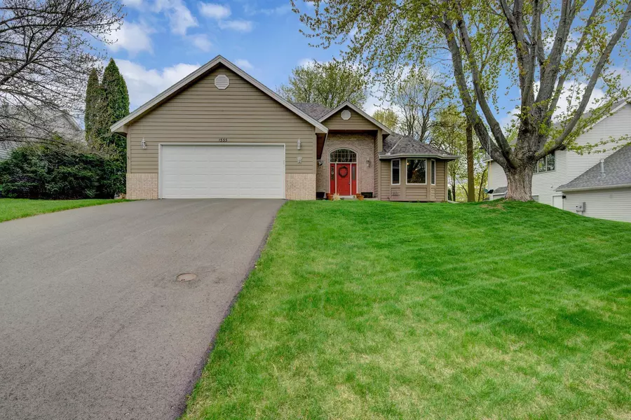 1333 Vixen LN, Delano, MN 55328