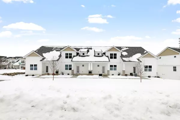 2669 New Century PL E, Maplewood, MN 55119