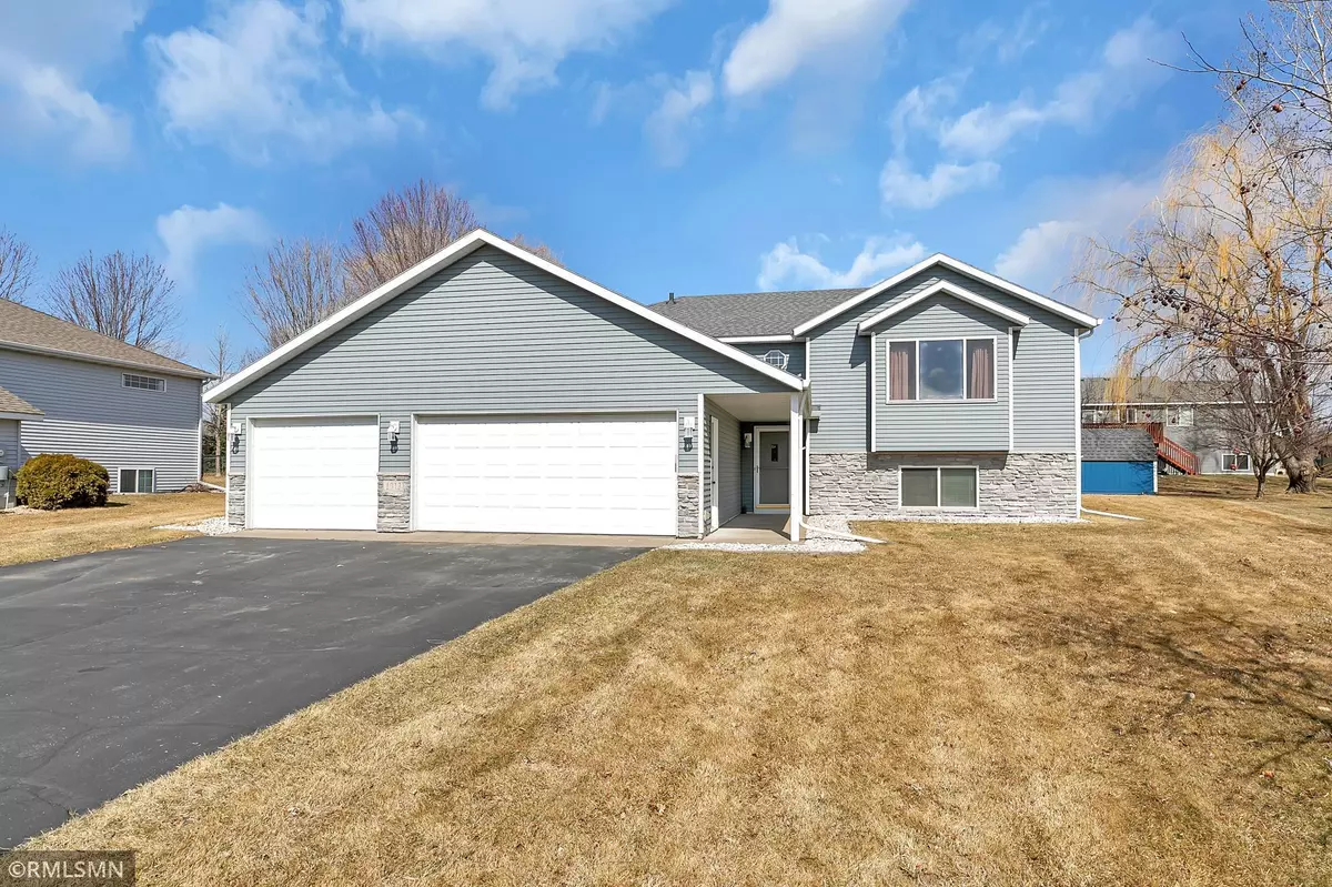 Sartell, MN 56377,1913 W Birch CIR