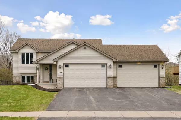 23193 Gladiola ST NW, Saint Francis, MN 55070