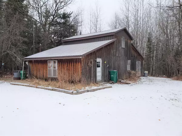 Effie, MN 56639,31664 County Road 40