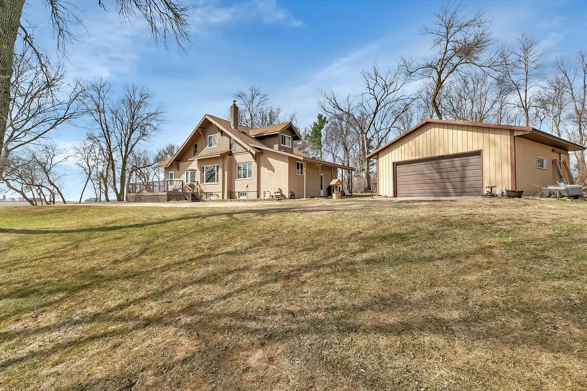 Paynesville, MN 56362,17806 County Line RD