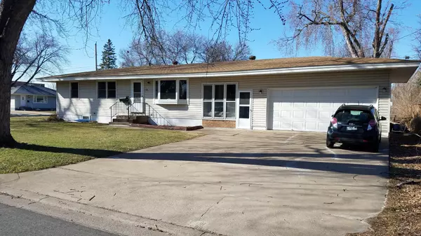 Fridley, MN 55421,131 Panorama AVE