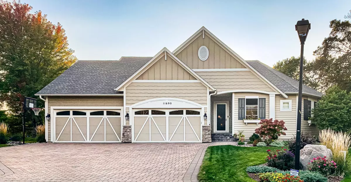 Inver Grove Heights, MN 55077,11690 Aileron CT