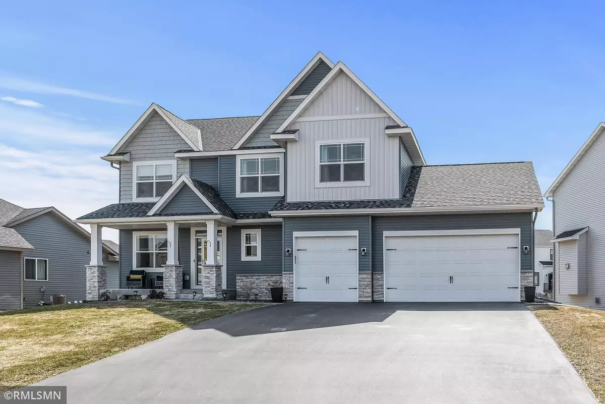 Lino Lakes, MN 55038,2062 Red Oak LN