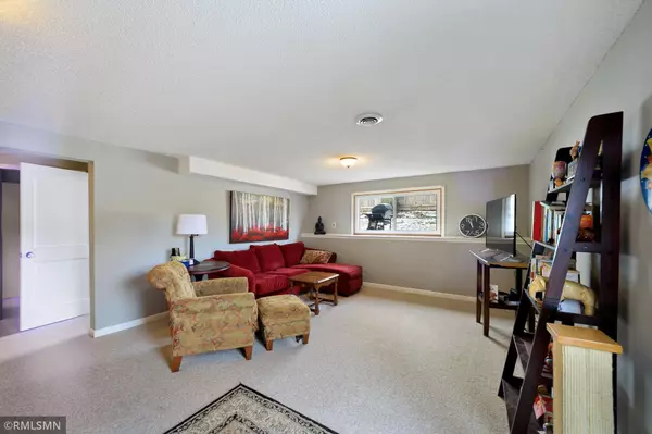 Inver Grove Heights, MN 55076,3680 Conroy CT