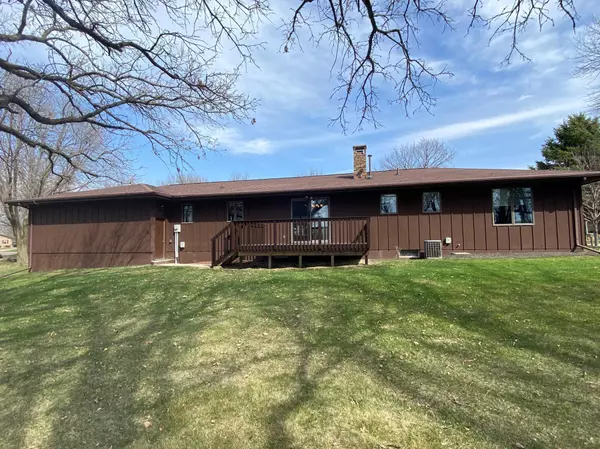 Fairmont, MN 56031,1560 S Prairie AVE